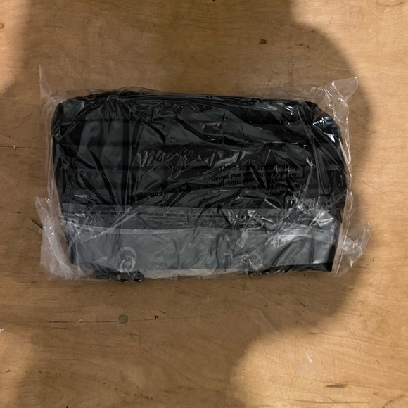 NWT - Think Royln Nell Tote Bag - Picture 5 of 10